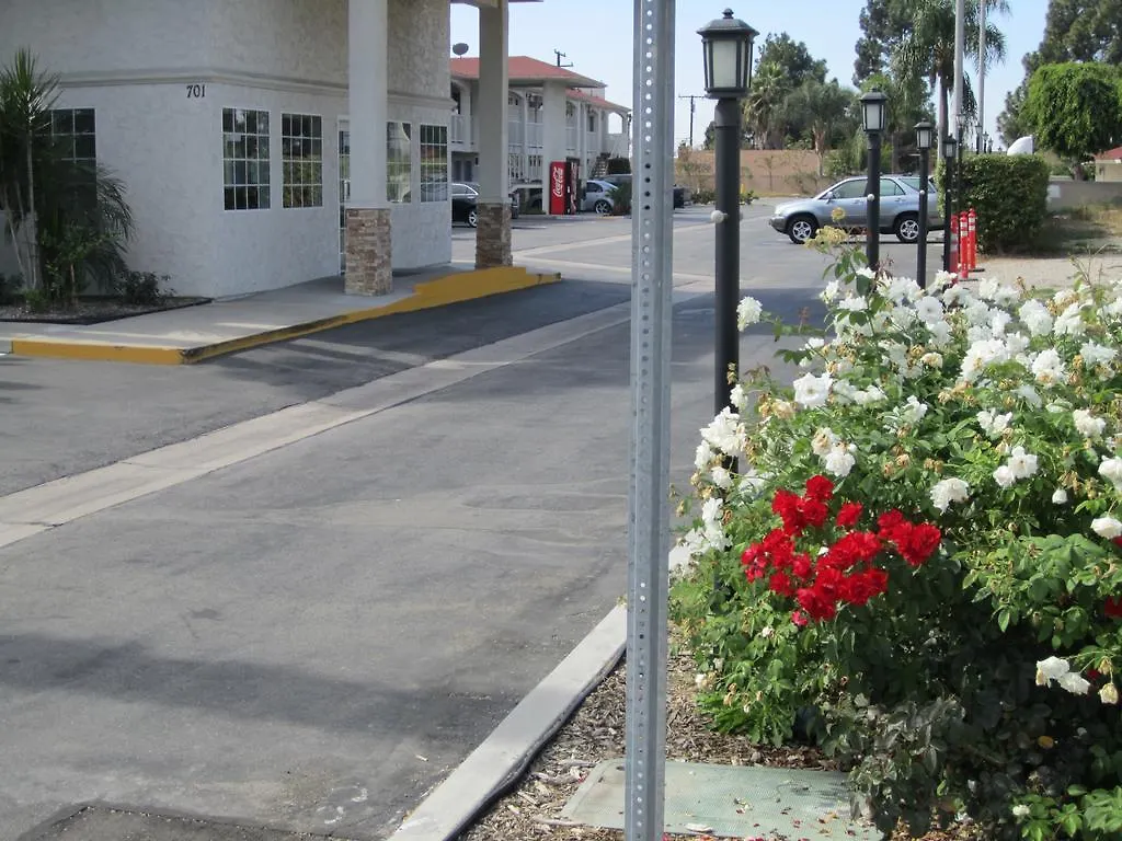 ** Hotel Motel 6-Anaheim, Ca United States